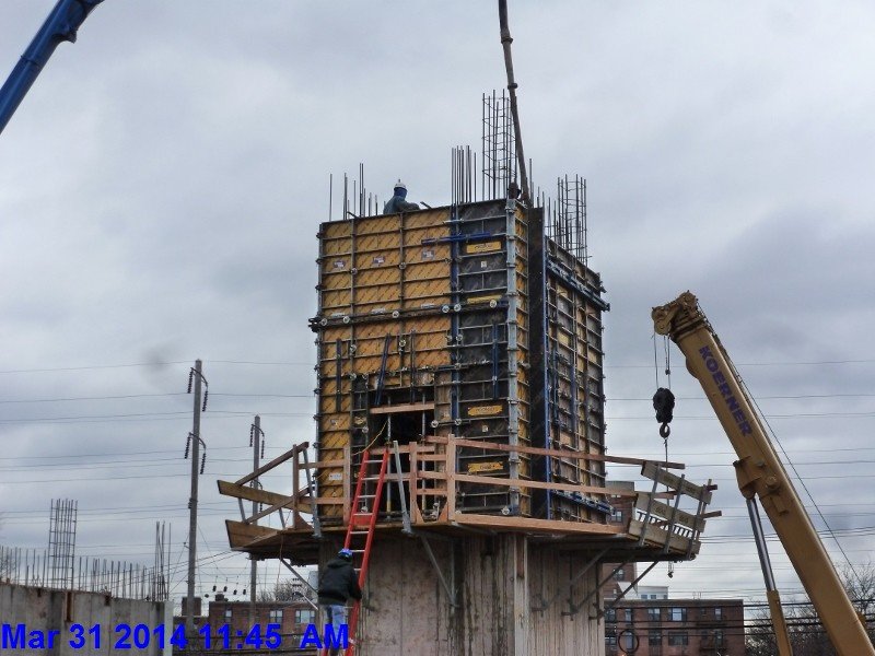 Pouring Concrete at Elev. 5-6 Shear walls 2nd Floor Facing South-East (800x600)